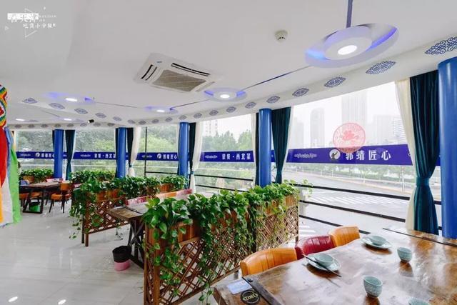 郭靖烤全羊門店設(shè)計(jì)，營(yíng)造原生態(tài)環(huán)境！