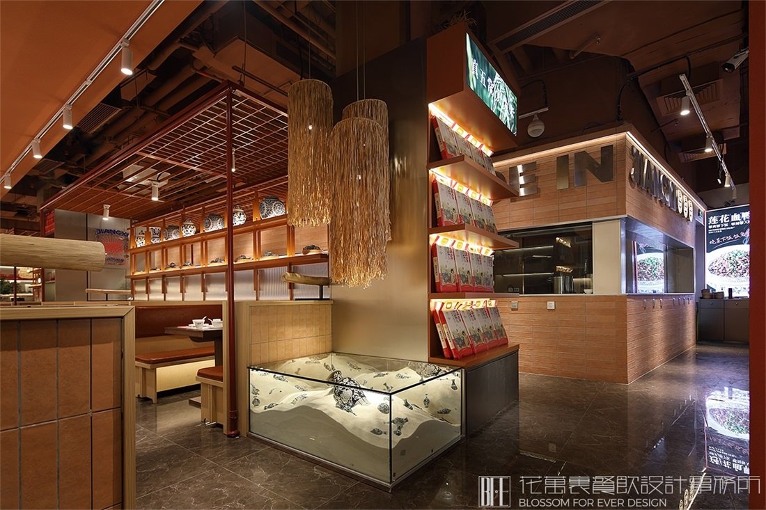 餐飲店面設(shè)計公司：水土與氣候帶來吃的差異！