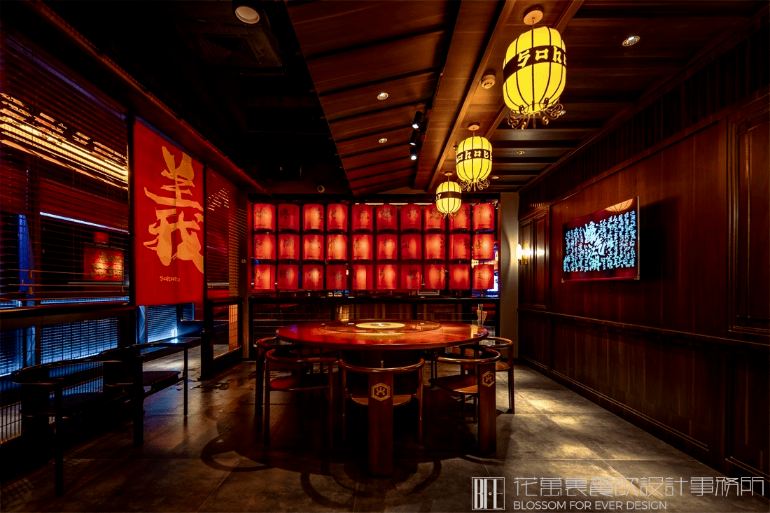 【燒蠔幫】燒烤店餐飲空間設(shè)計(jì)案例 4