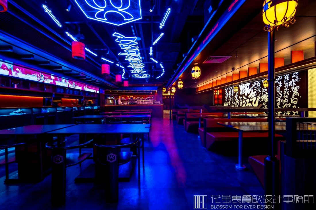 【燒蠔幫】燒烤店餐飲空間設(shè)計(jì)案例 8