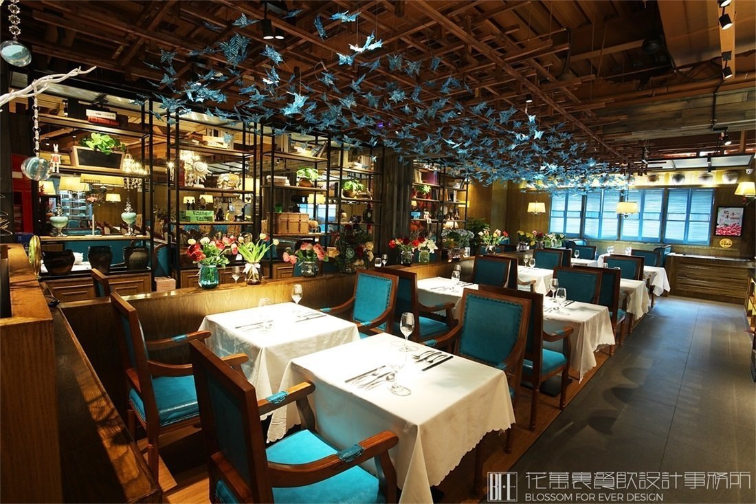 【領(lǐng)鮮】自助餐餐飲空間設(shè)計(jì)案例圖片 5